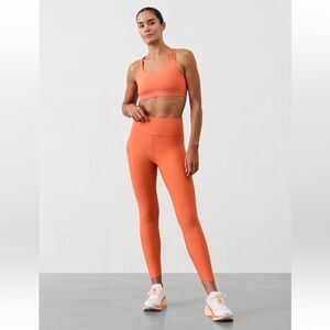 NWT! Athleta 7/8 Pacesetter Leggings! Size XS! Regular 25 inch inseam!